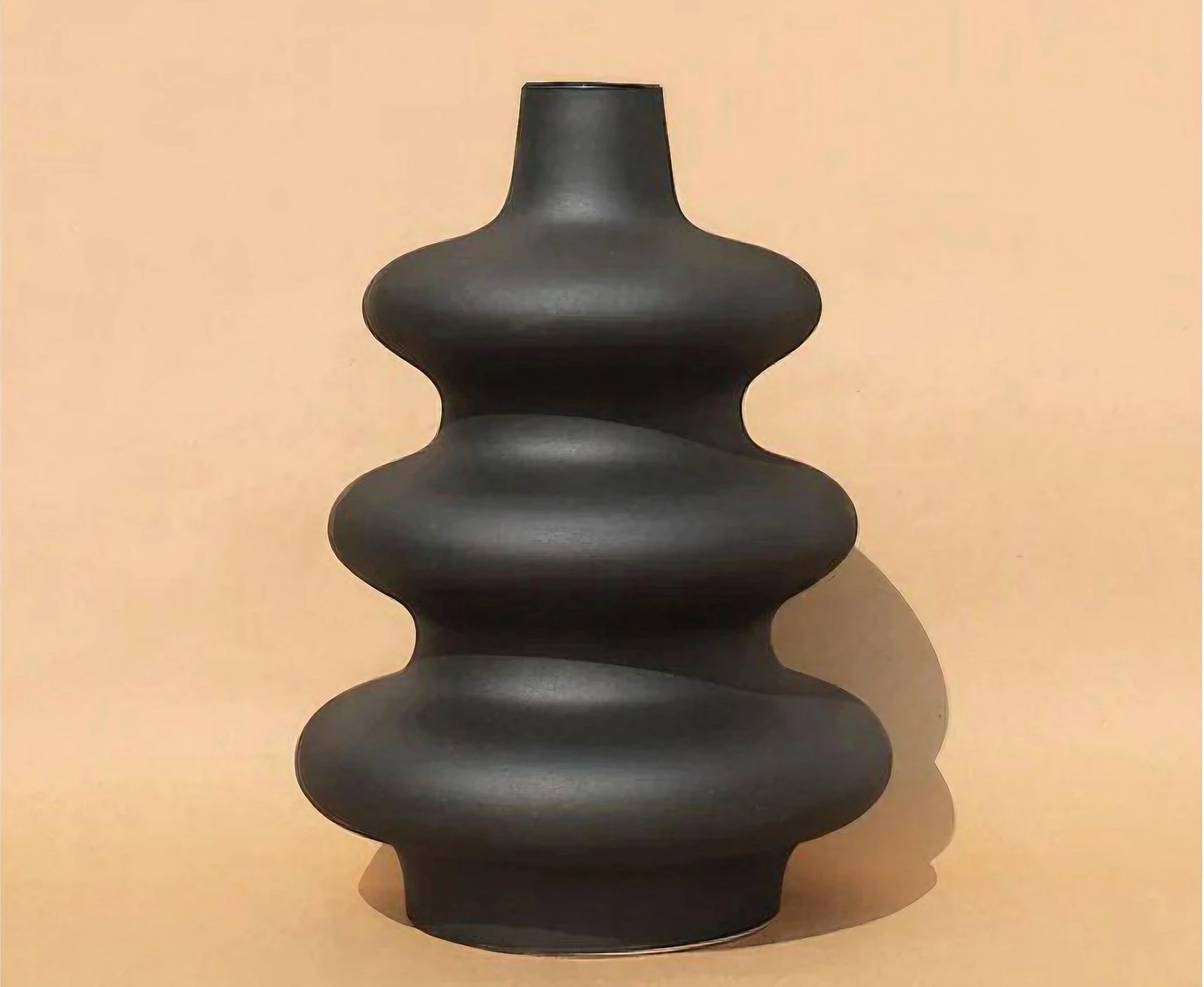 Vazo dekorative, ngjyrë e zezë, Evila Originals, CY0110, 19x19x28cm Vazo dekorative, ngjyrë e zezë, Evila Originals, CY0110, 19x19x28cm