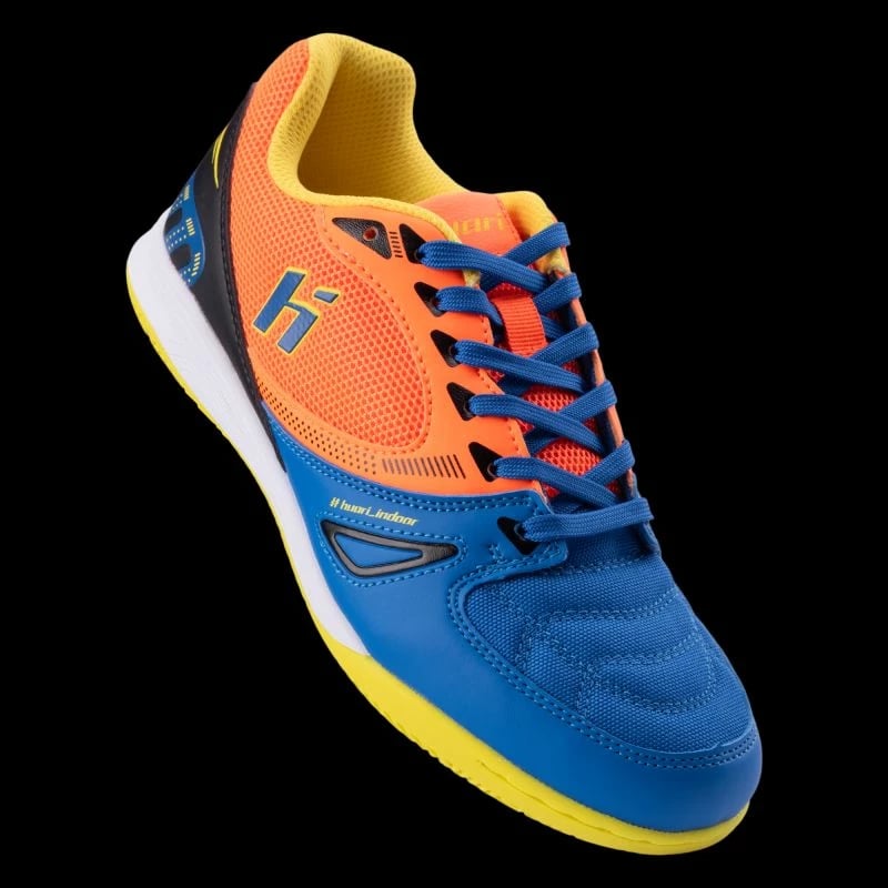 Atlete futbolli për fëmijë Huari