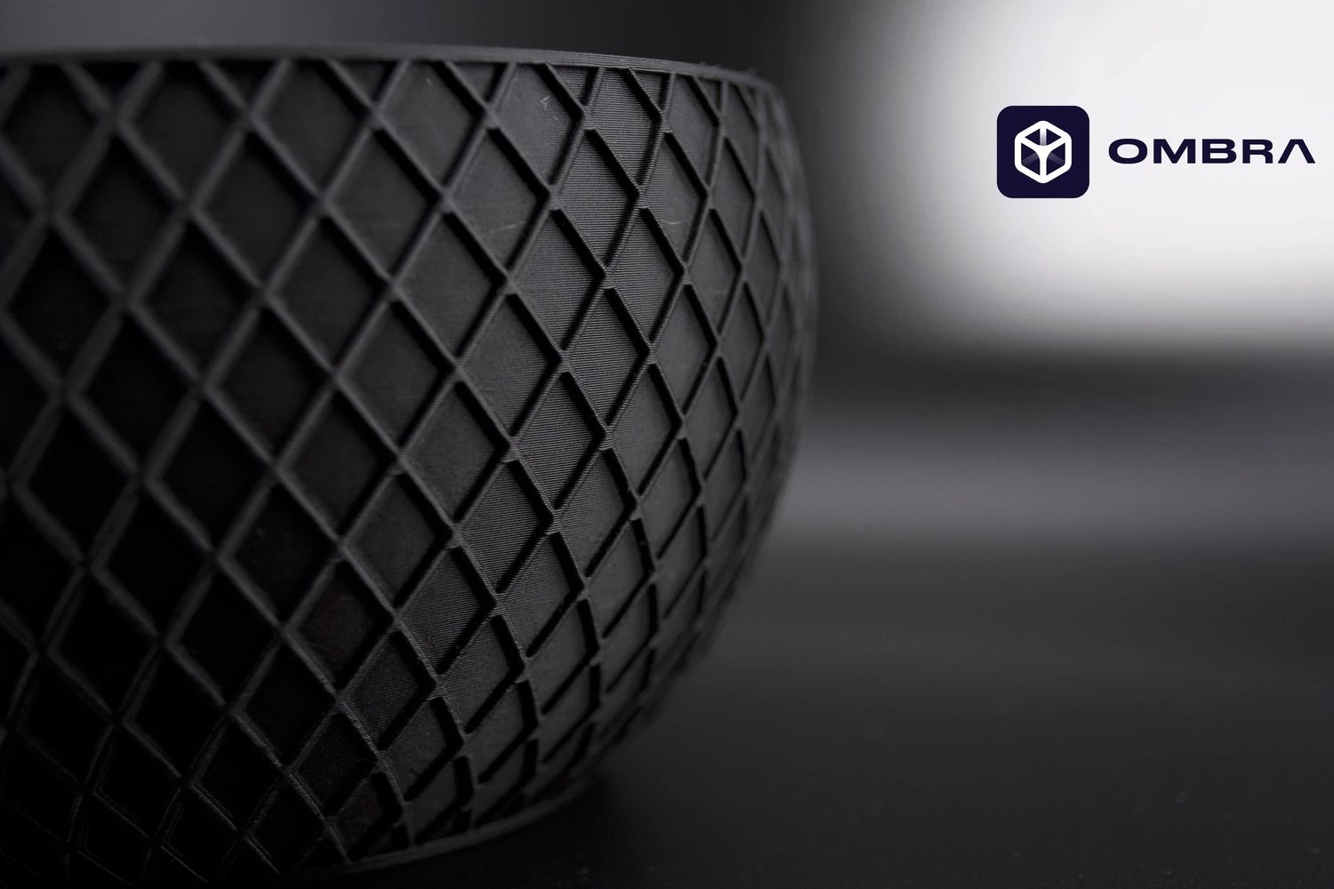 Big Bowl Stylish, e zezë