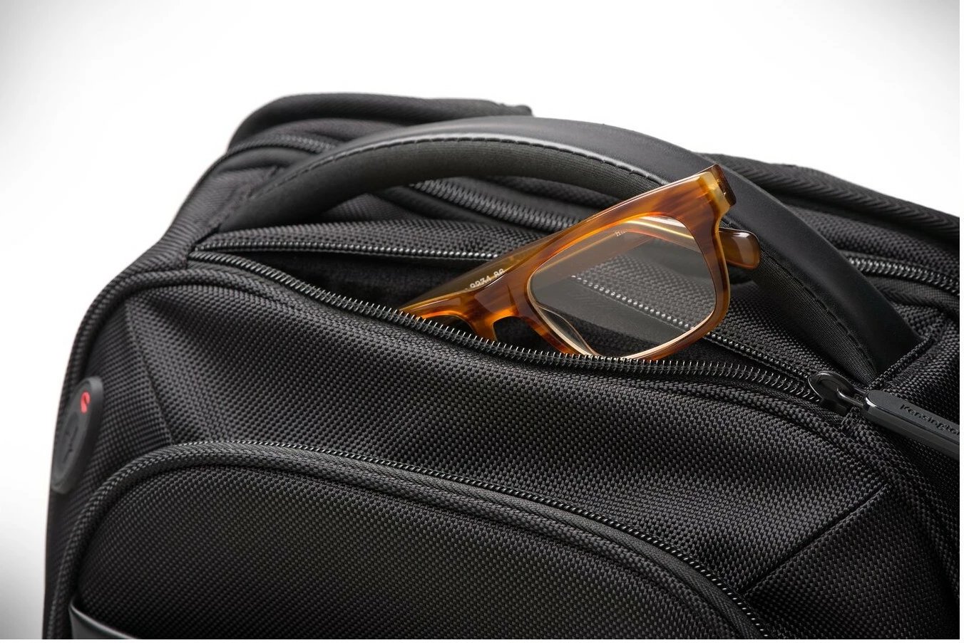 Shpinë Kensington Contour 2.0 Executive për laptop 14", e zezë