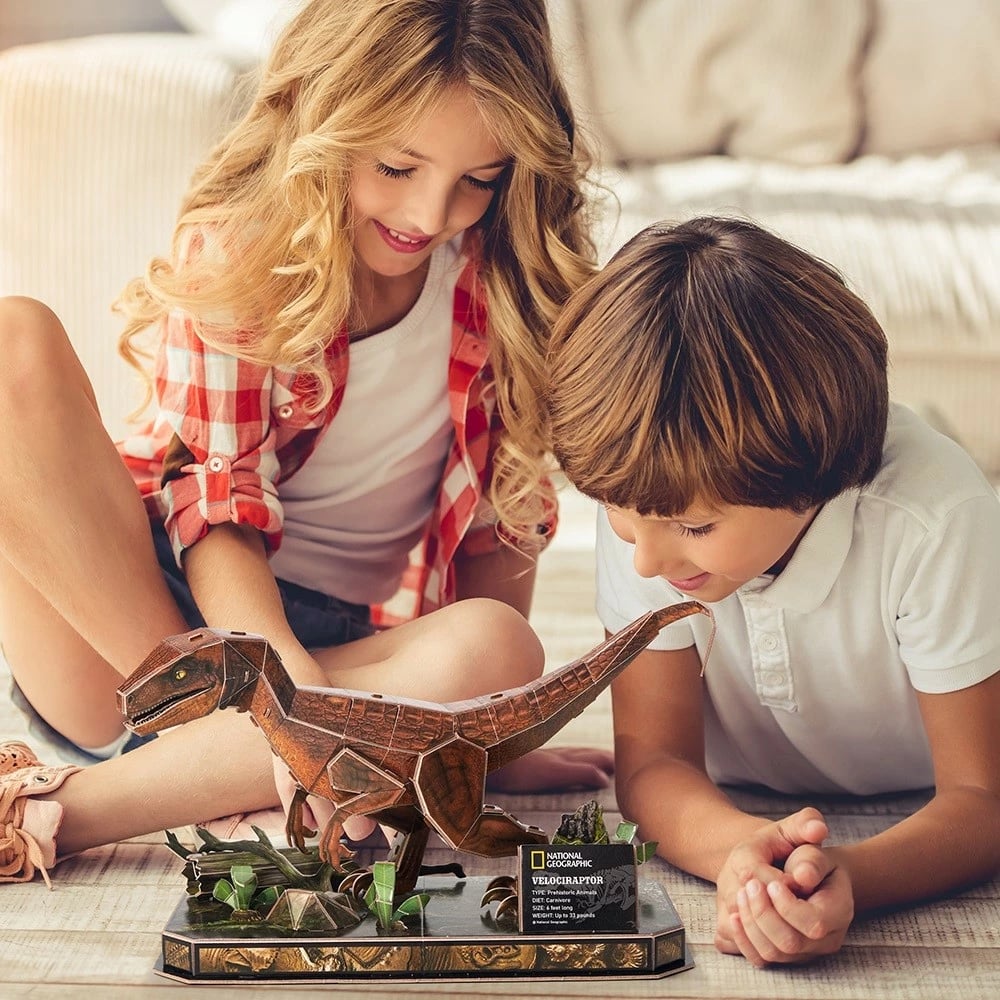 Puzzle 3D Cubic Fun National Geographic Velociraptor, 63 pjesë