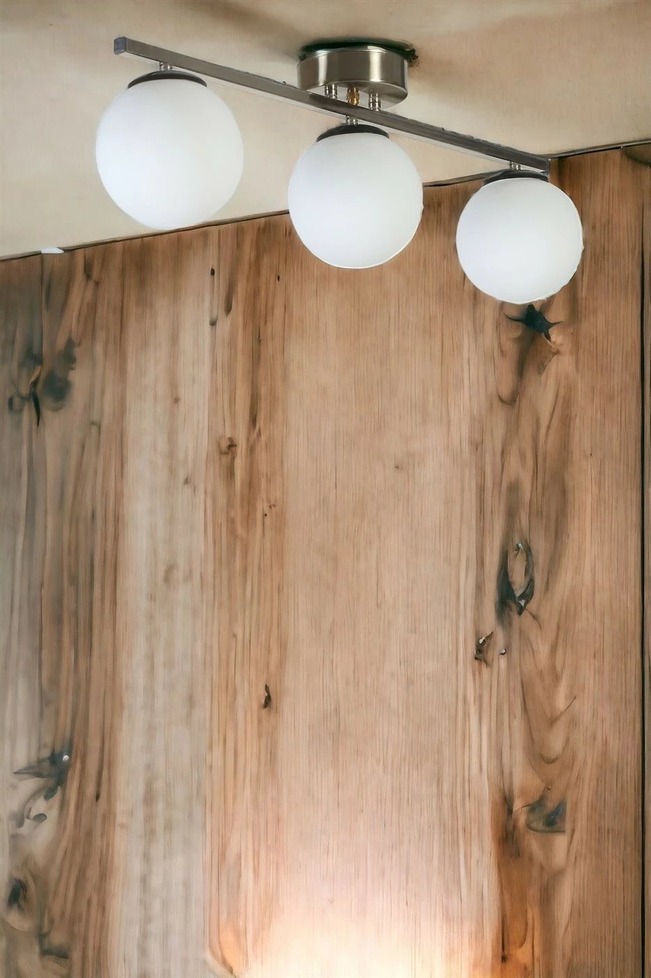 Llambë tavani Opviq, Yeni Can 3 llampa, krom mat, gotë e bardhë