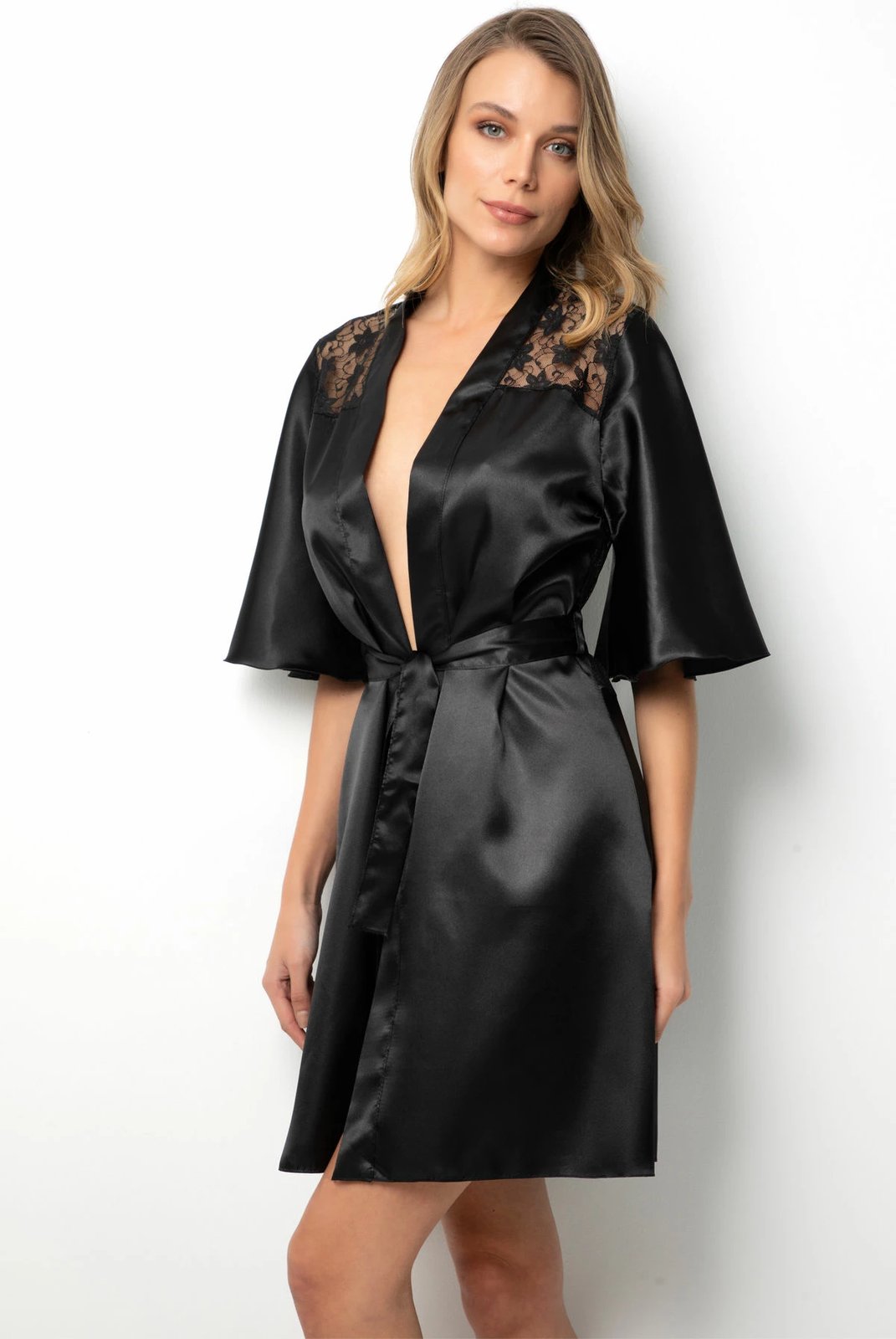 Rrobë mëngjesi Jumeon, e zezë, 001-018303