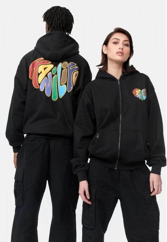 Duks me zip të plotë Karl Kani Woven Signature Kani Life OS për meshkuj dhe femra, ngjyrë e zezë Duks me zip të plotë Karl Kani Woven Signature Kani Life OS për meshkuj dhe femra, ngjyrë e zezë