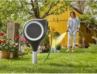 Kasetë automatike për zorrë uji Gardena RollUp S, 15m, kënd rrotullimi 360°, e zezë/gri