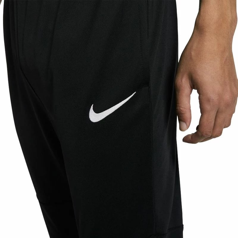 Pantallona sportive Nike për meshkuj, të zeza