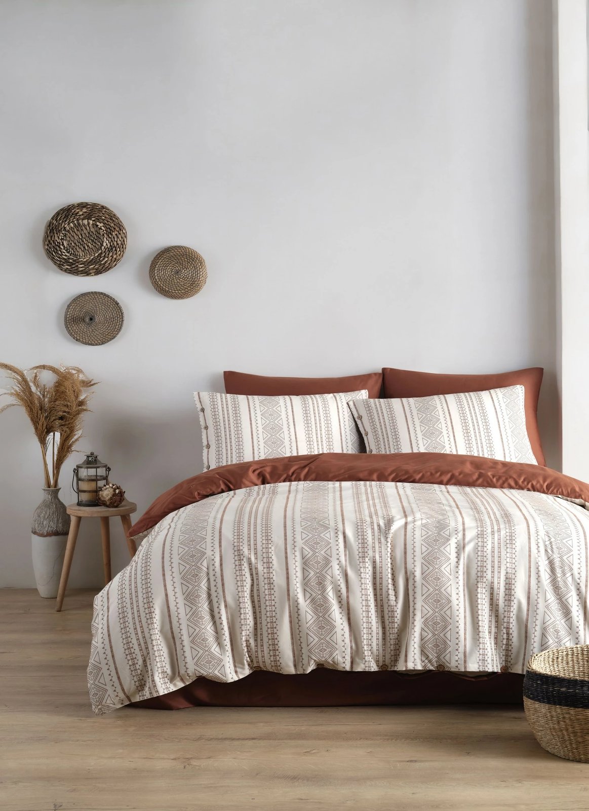 Set mbulesë për jorgan dopio satin, Coastal Trio, terrakotë-krem Set mbulesë për jorgan dopio satin, Coastal Trio, terrakotë-krem