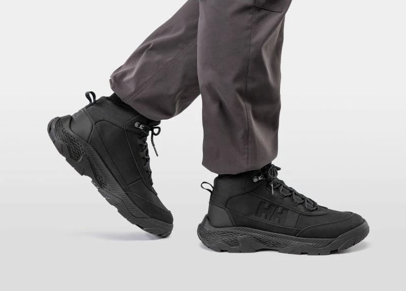 Çizme dimri për meshkuj Helly Hansen, të zeza