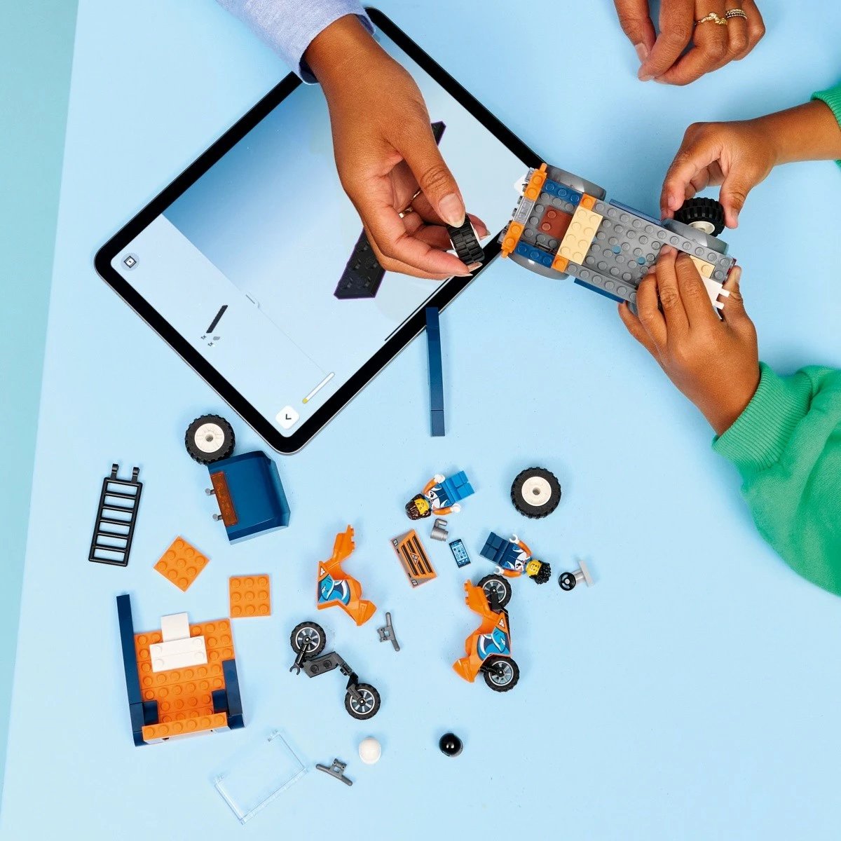 Set ndërtimi LEGO City 60491 transportues motoçikletash 88 pjesë 4+ blu/portokalli