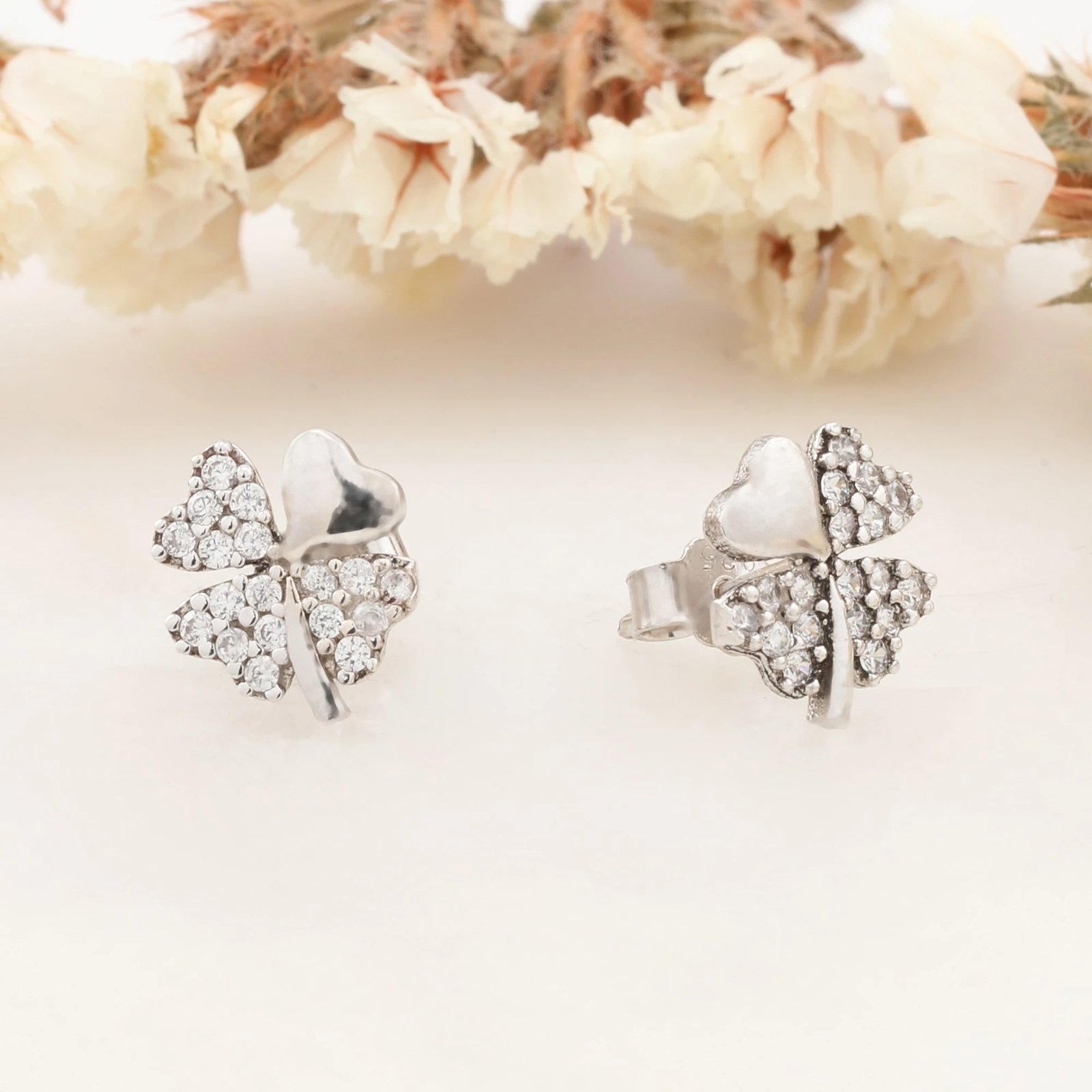 Vathë argjendi Jumeon, 9981