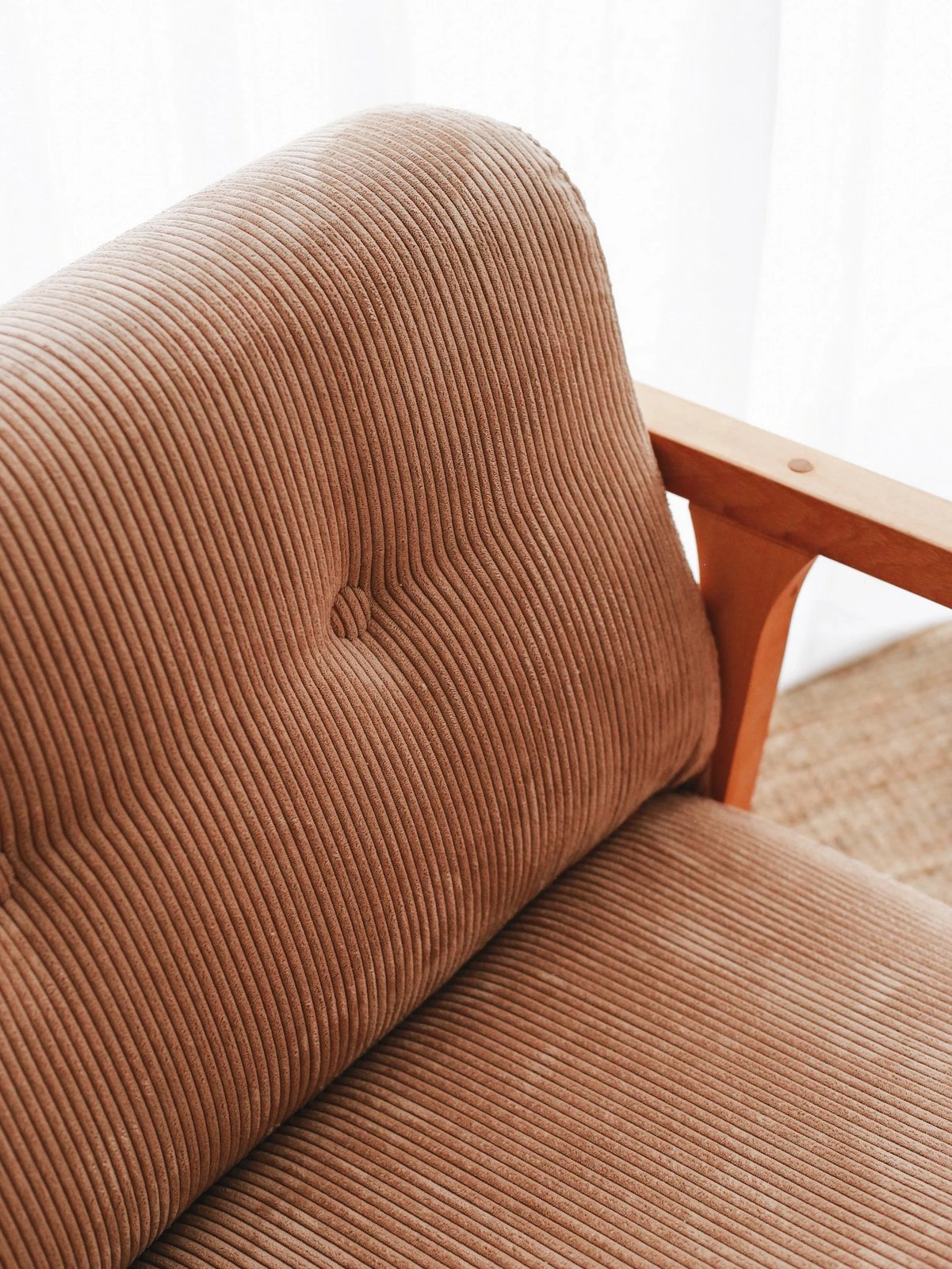 Karrige sallanan Wing, Atelier del Sofa, Nini, ngjyrë camel