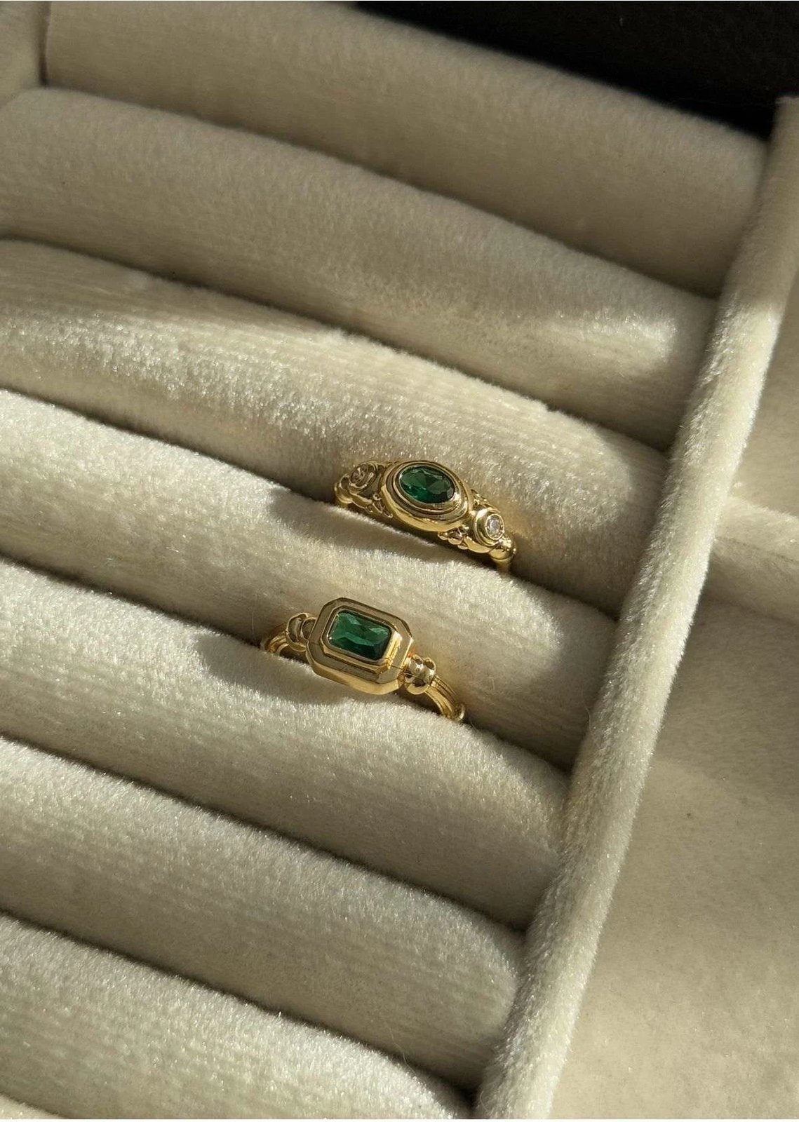 Unazë e gjelbër prej bronzi, Jumeon, KPEGMSA35069