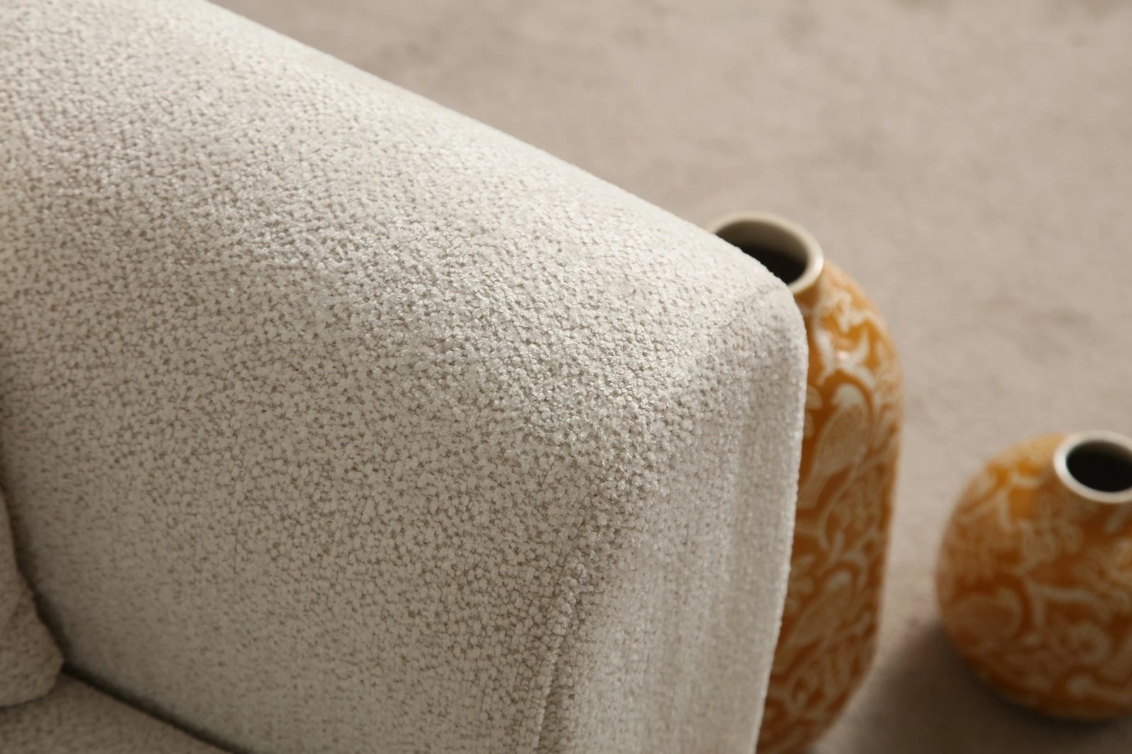 Divan-krevat treshe, ngjyrë krem, Lyke 3 vendësh