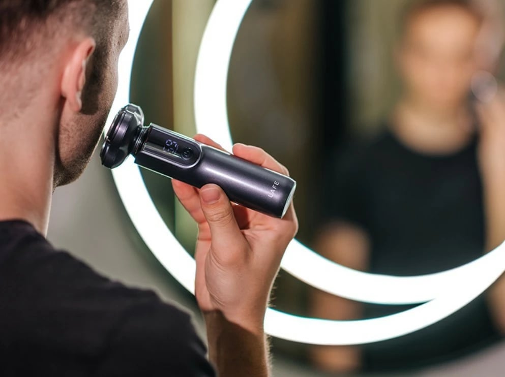 Makinë rroje Lafe MasterGlide, 90 min bateri, Wet & Dry, sistem trefish rruajtjeje, e zezë