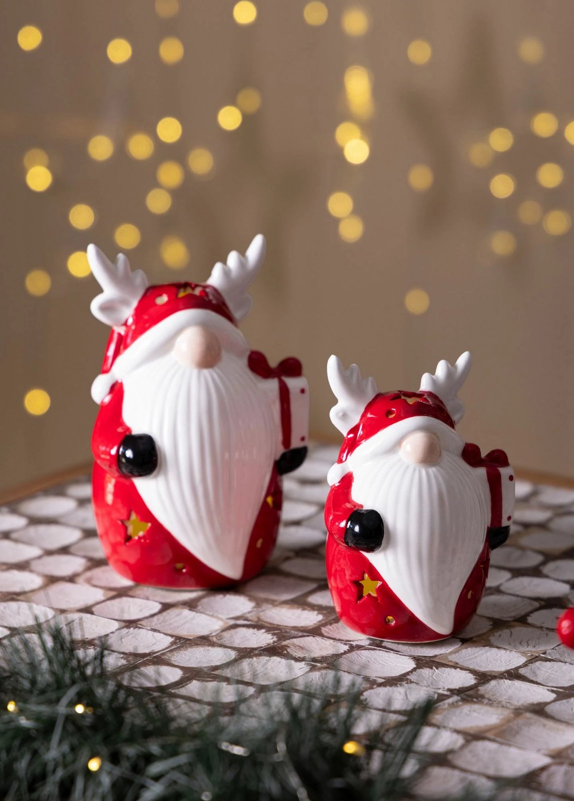 Objekt dekorativ prej qeramike, Evila Originals, SUS0129, i kuq dhe i bardhë