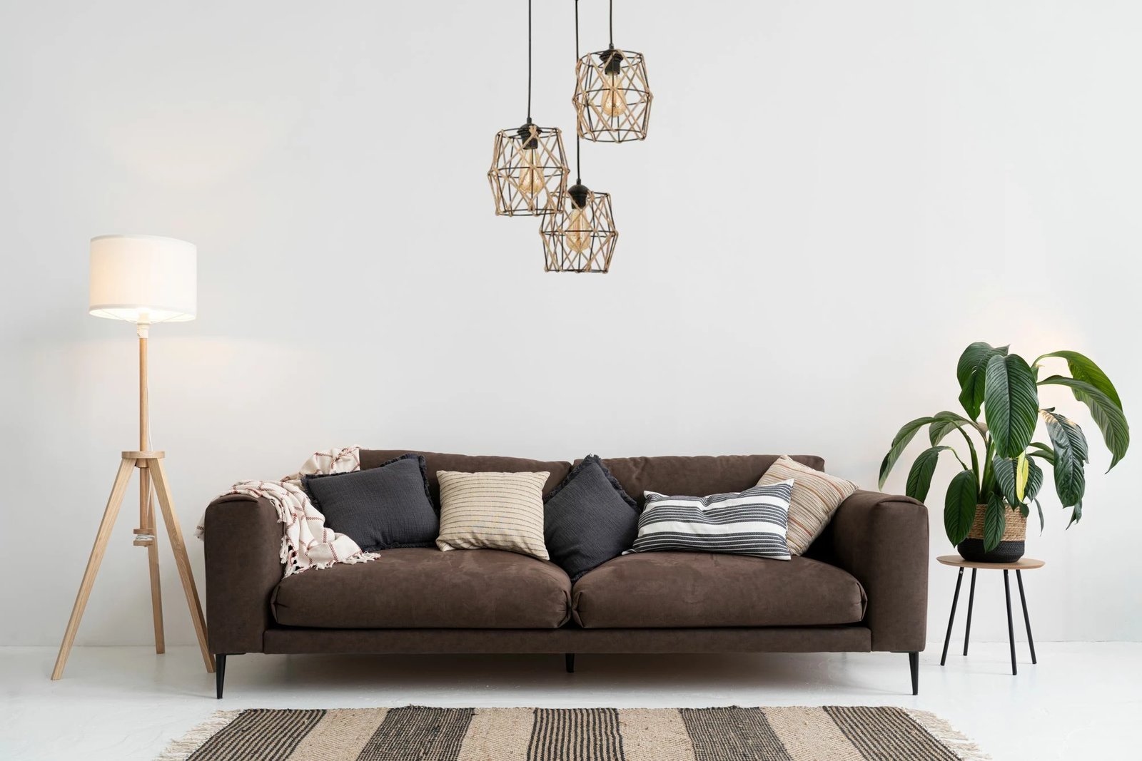 Llambë tavani Opviq, trup metalik, e zezë, 120-10 Llambë tavani Opviq, trup metalik, e zezë, 120-10