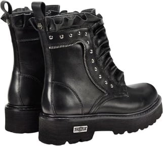 Çizme Cult femra të zeza