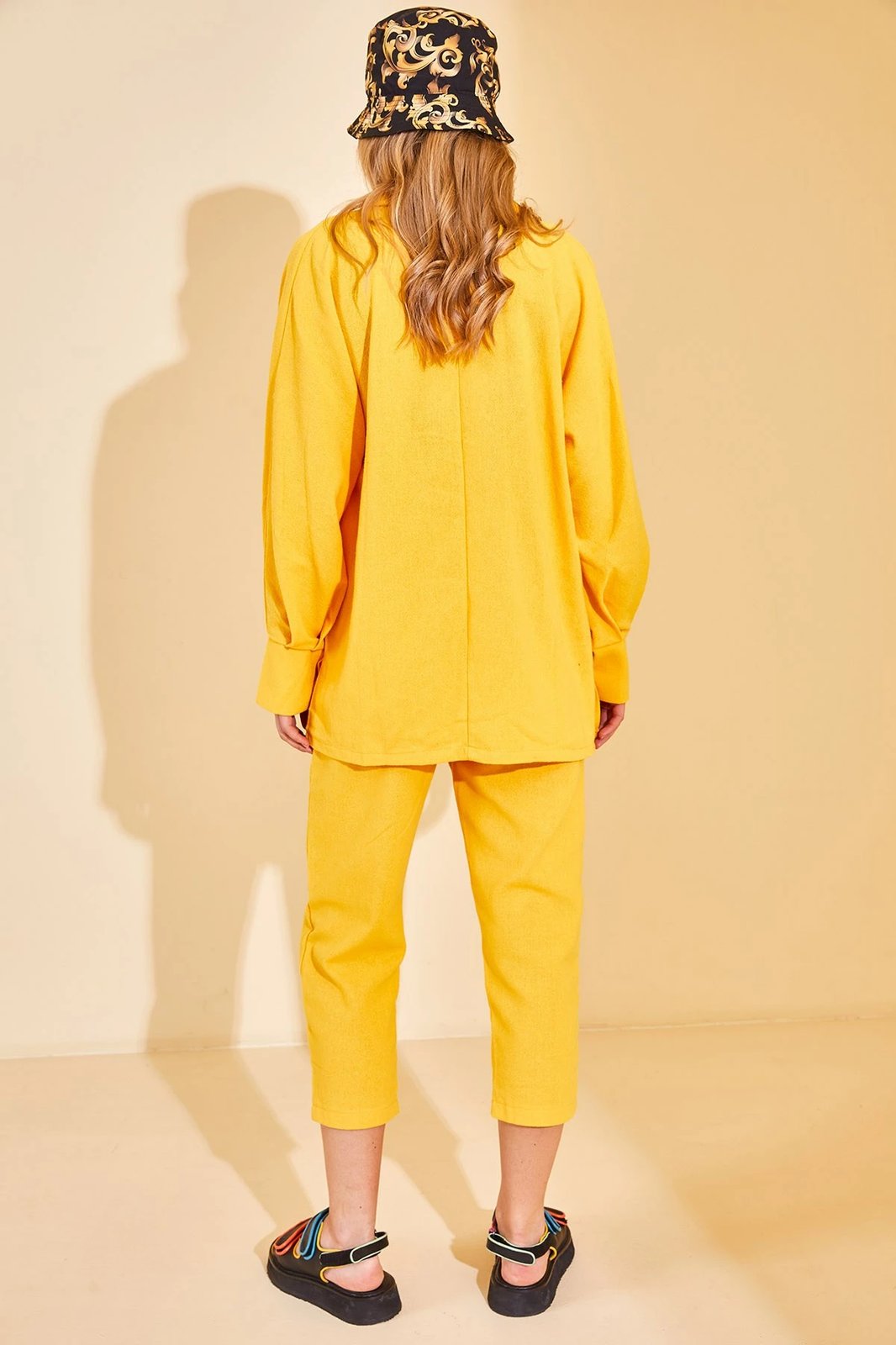 Kostum pantallonash Jumeon, 12872, ngjyrë e verdhë