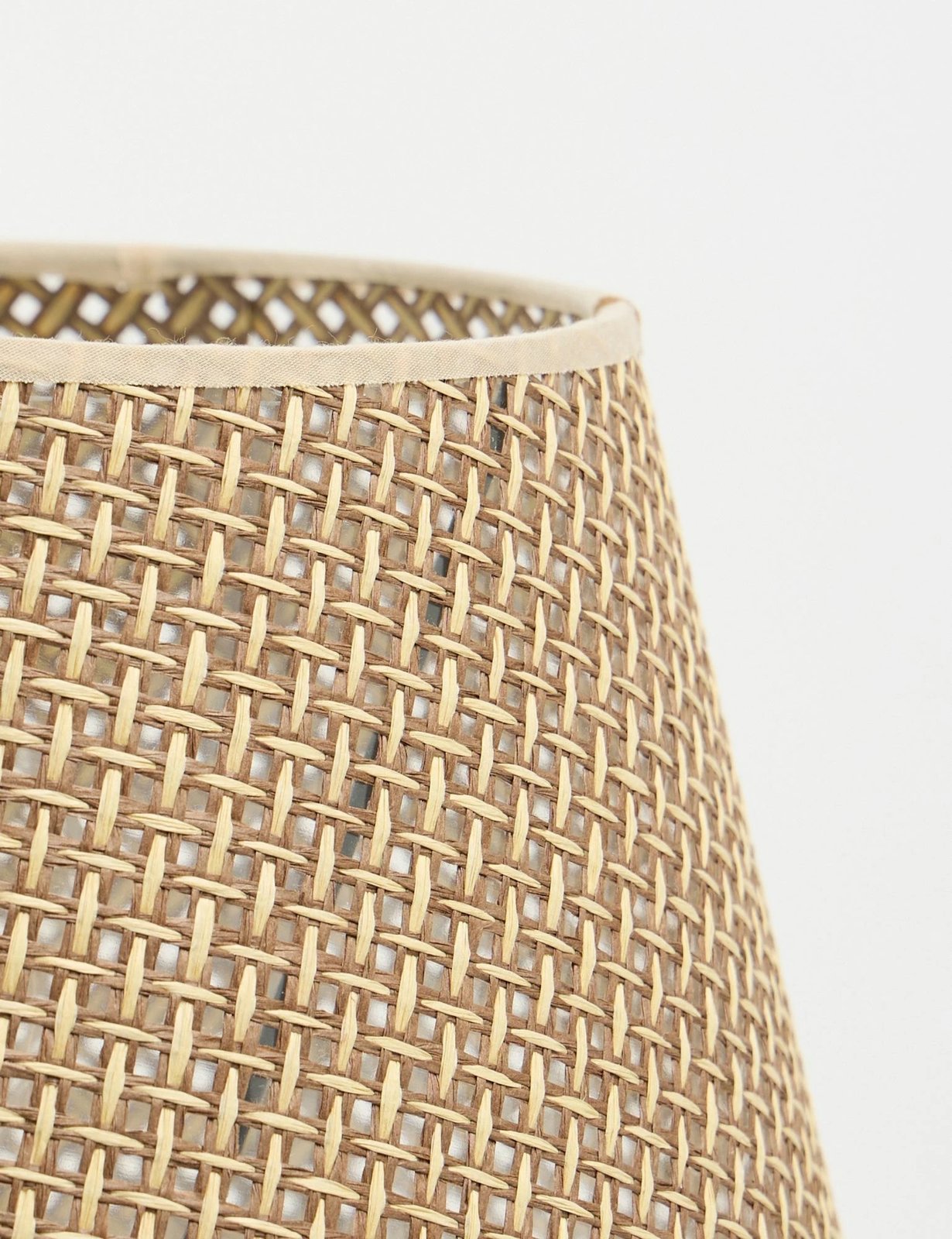 Llambë tavoline Opviq, Astra, ngjyrë kafe