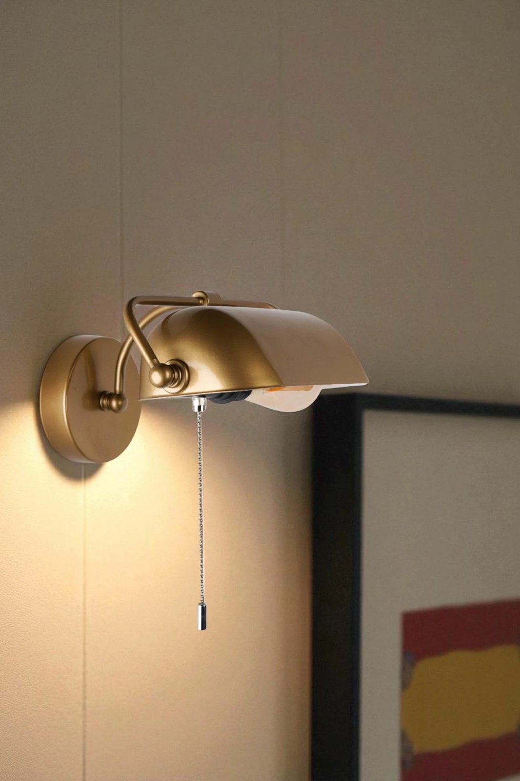 Llambë muri Opviq, ngjyrë ari, 9084-2