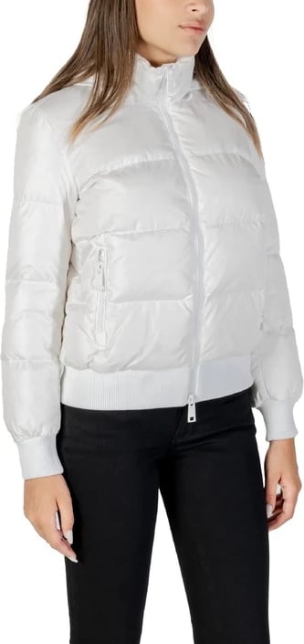 Jakne femra Armani Exchange e bardhë