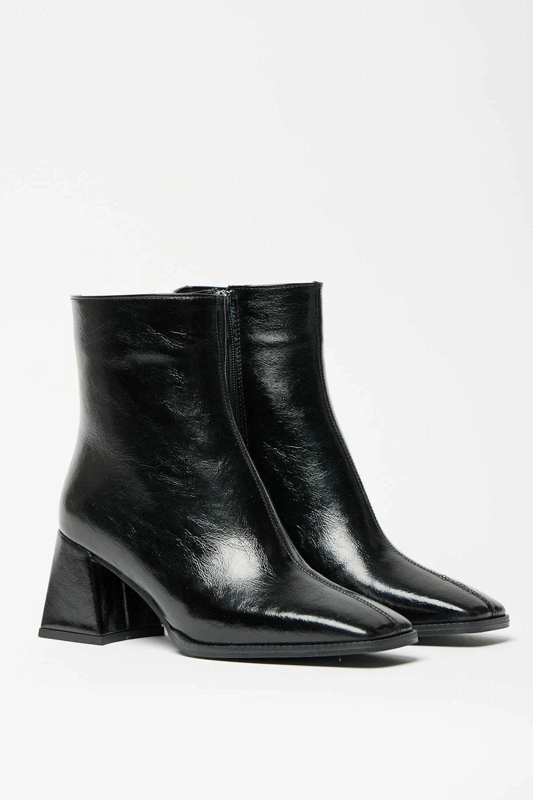 Çizme për femra, ngjyrë e zezë, Jumeon, MK1345025KR20-004