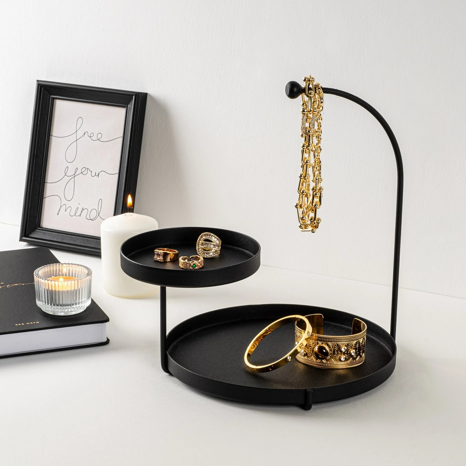 Aksesor dekorativ metalik, dizajn Aberto, Knidos, ngjyrë e zezë