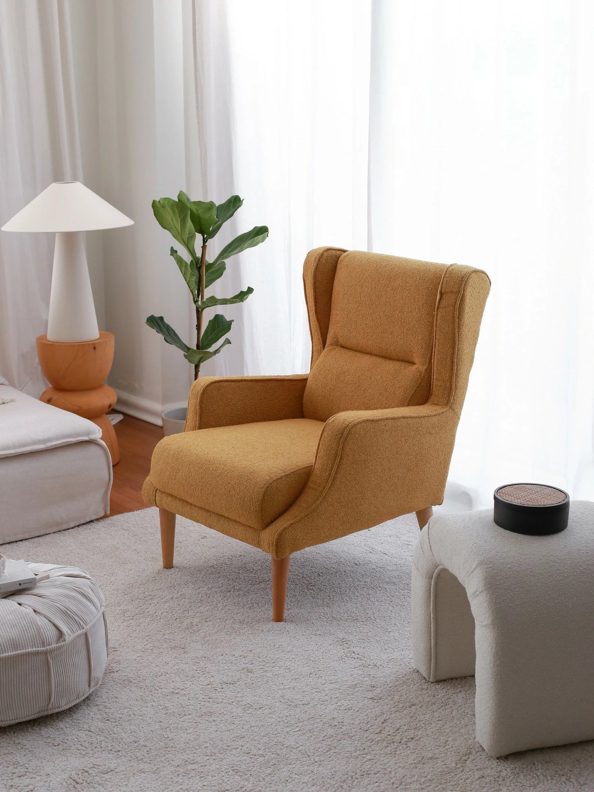 Karrige wing Atelier del Sofa, ngjyrë mustard, Klam