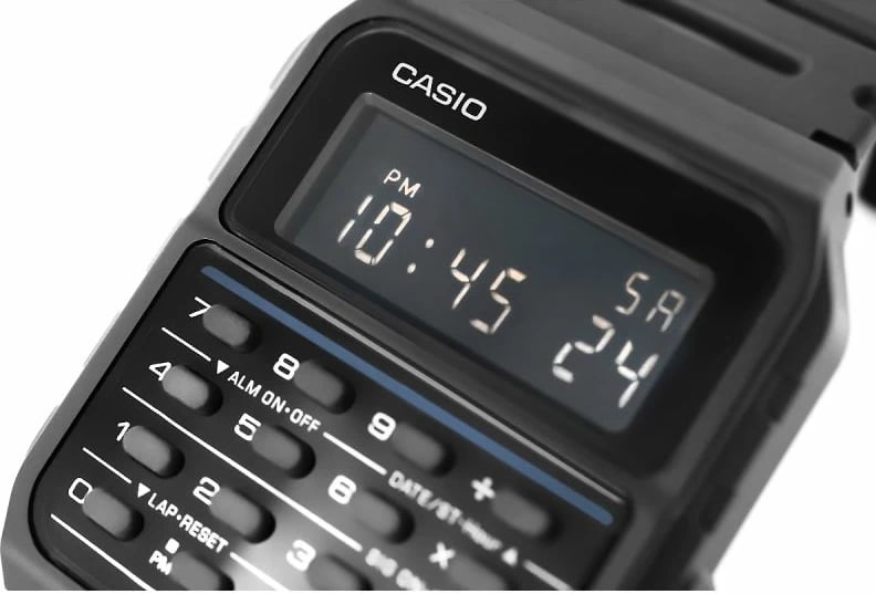 Orë dore CASIO unisex, e zezë