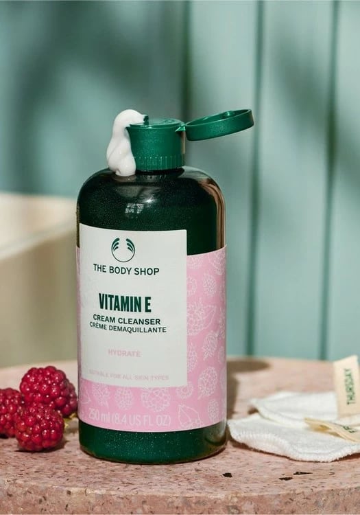 Vitamin E - Krem Larës për Fytyrën 250 ML