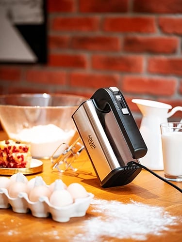 Mikser dore, Adler, AD 4225, 5 shpejtësi Turbo, 300W (max 800W), me 2 rrahëse dhe 2 hoka brumi, INOX