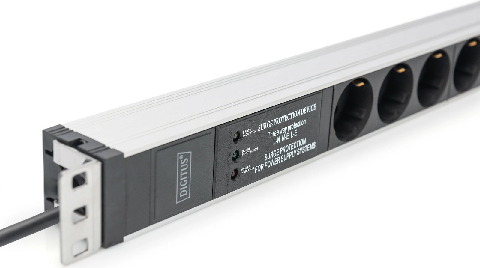 PDU alumini Digitus 1U, 6 dalje, 16A, 230V, mbrojtje nga mbingarkesa