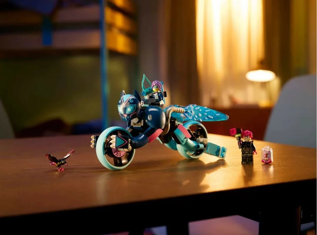 Set LEGO DREAMZzz Cat Motorcycle Zoey 71479, 226 pjesë, për fëmijë, Plastikë