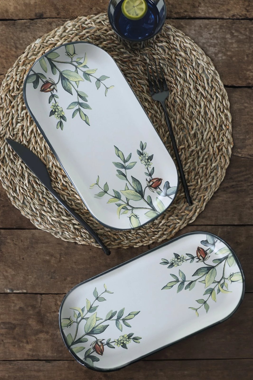 Set pjatash servirëse (2 copë), Hermia Concept, X00018834