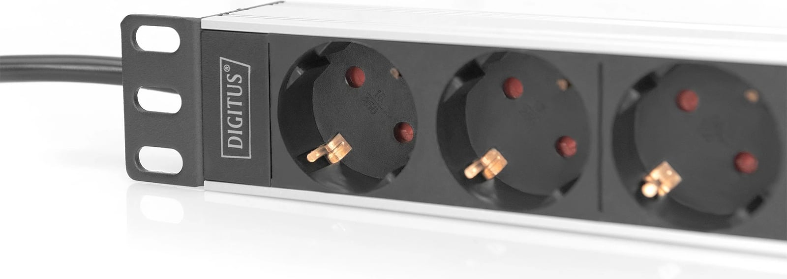 Prizë rack Digitus 10”, 4 dalje, alumini, 1U, e zezë