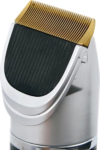 Makinë qethëse për kafshë, Adler AD 2823, 35W, kokë titan me teh qeramike, me ose pa kabllo, 4 krehra 3–12 mm, karikim USB, set me bateri rezervë Makinë qethëse për kafshë, Adler AD 2823, 35W, kokë titan me teh qeramike, me ose pa kabllo, 4 krehra 3–12 mm, karikim USB, set me bateri rezervë