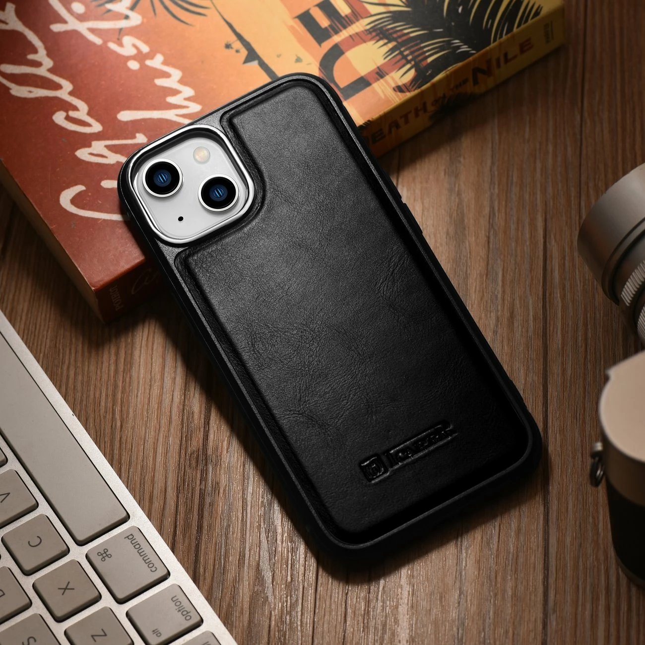 Mbështjellës iCarer për iPhone 14 Plus, lëkurë natyrale, e zezë