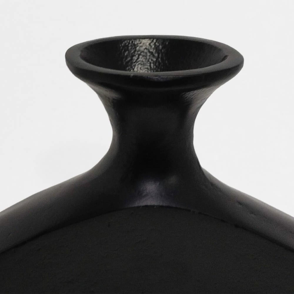 Vazo abstrakte rrethore, alumin i zi, 37x5x45cm