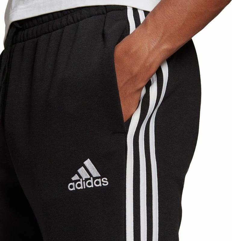 Pantallona sportive për meshkuj adidas, të zeza
