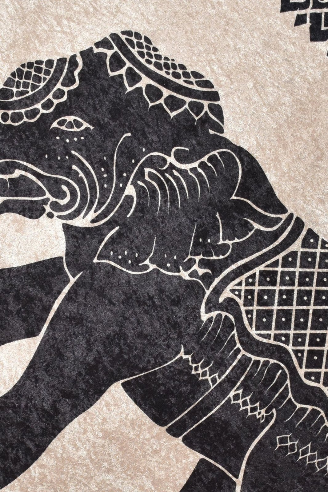 Qilim (80 x 120) Conceptum Hypnose, Elefante Nero Djt