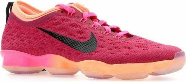 Atlete trajnimi Nike për femra, rozë