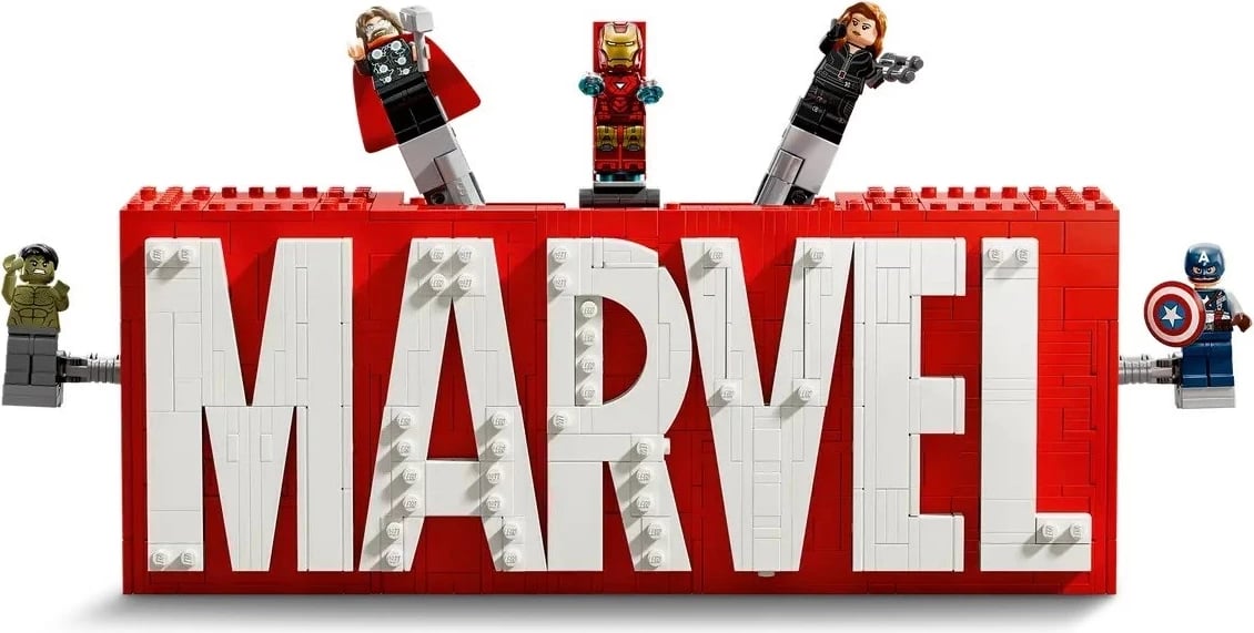 Set LEGO Marvel 76313, 931 pjesë, me 5 minifigura, Kuq