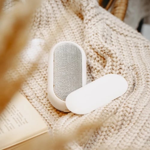 Makinë heqëse pezulash rrobash, Adler AD 9621, USB rimbushëse 6500 rpm 40 min, teh inox 4.5x4.5 cm, bateri 600 mAh