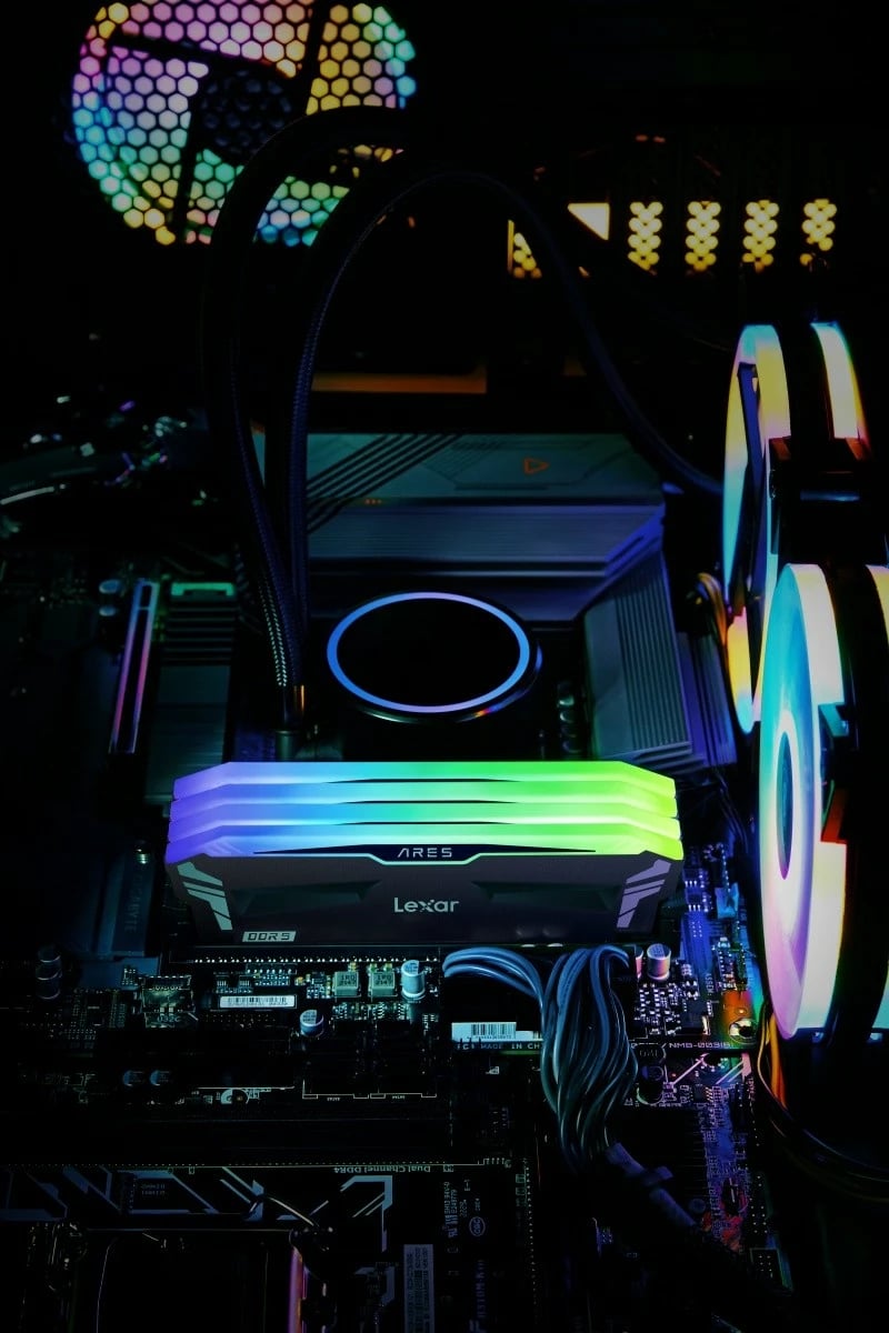 RAM Memorje Lexar ARES RGB DDR5, 32GB (2x16GB), 6800MHz, CL34, e zezë RAM Memorje Lexar ARES RGB DDR5, 32GB (2x16GB), 6800MHz, CL34, e zezë