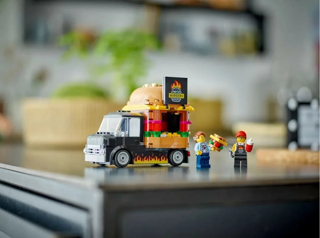 Set LEGO City 60404 Kamion me Burgera, 194 pjesë, plastikë