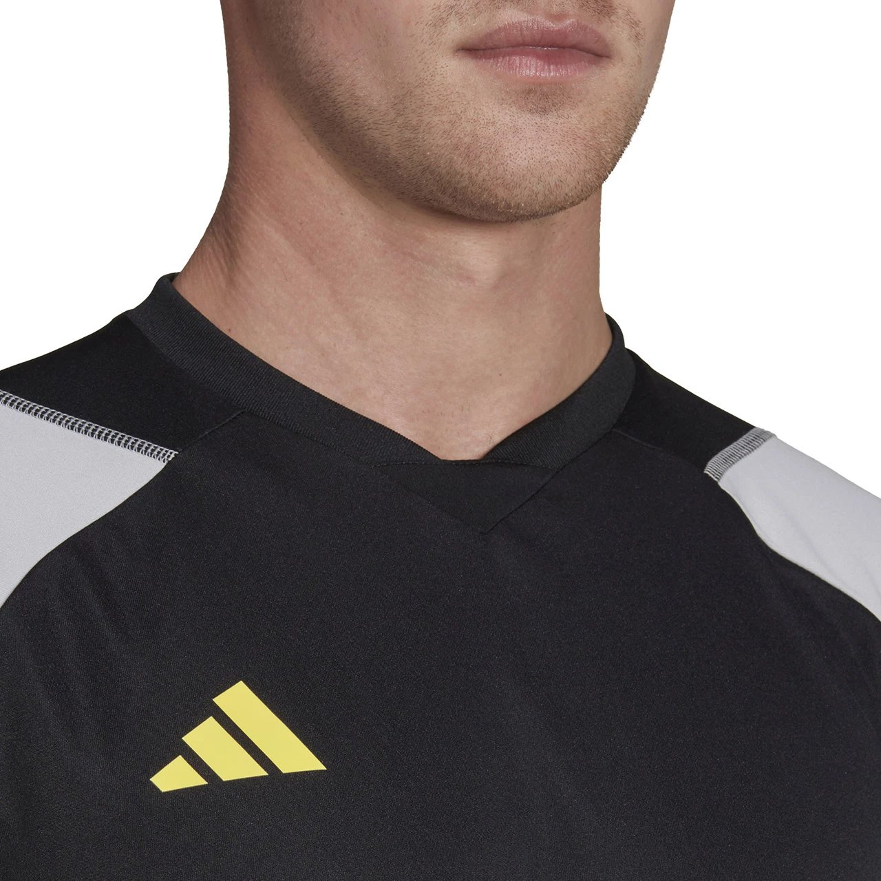 Fanellë për meshkuj adidas, e zezë
