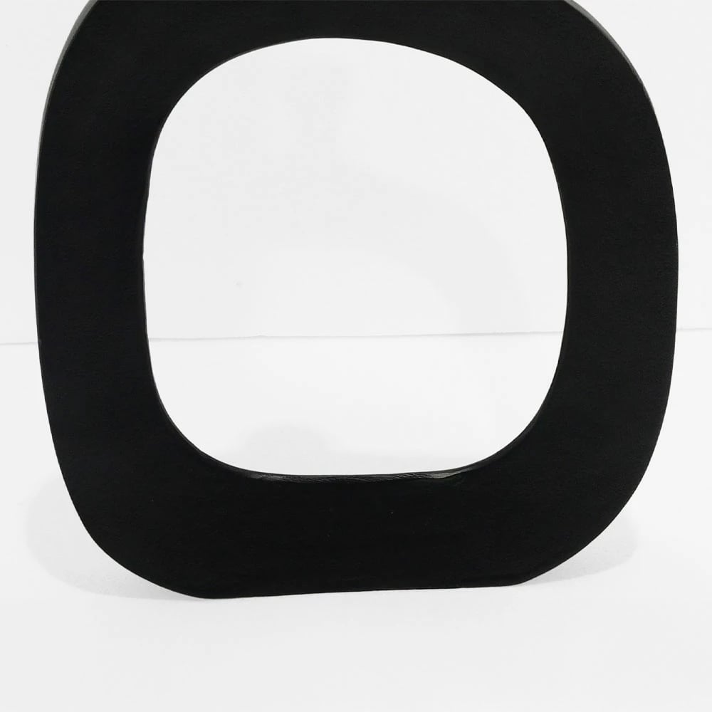 Vazo ovale abstrakte, alumin i zi, 37x6x50cm