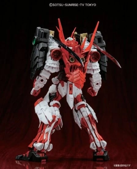 Model ndërtimi MG 1/100 Sengoku Astray Gundam BL Bandai, set koleksionues