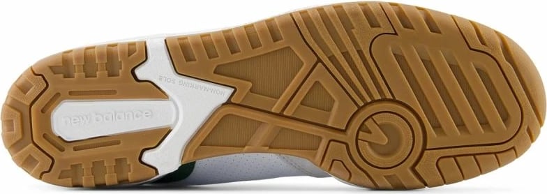 Atlete New Balance, të bardha dhe të gjelbra