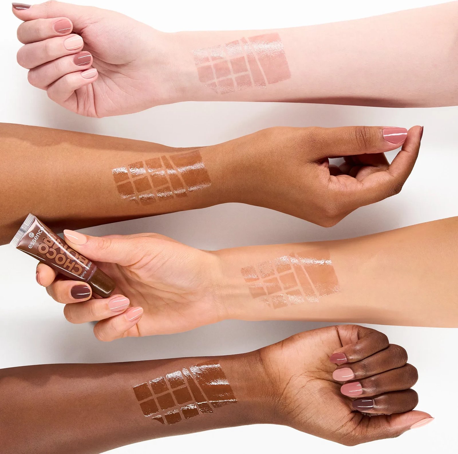 Essence Choco Bomb Shiny Lipgloss - 01 Chocoholic